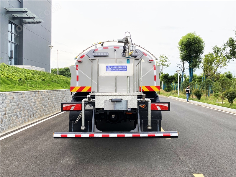 比亞迪T8純電動(dòng)清洗車