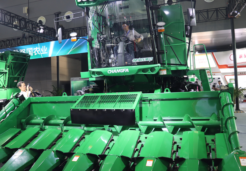 關(guān)于批準(zhǔn)發(fā)布《混合動(dòng)力玉米收獲機(jī)》等6項(xiàng)團(tuán)體標(biāo)準(zhǔn)的公告